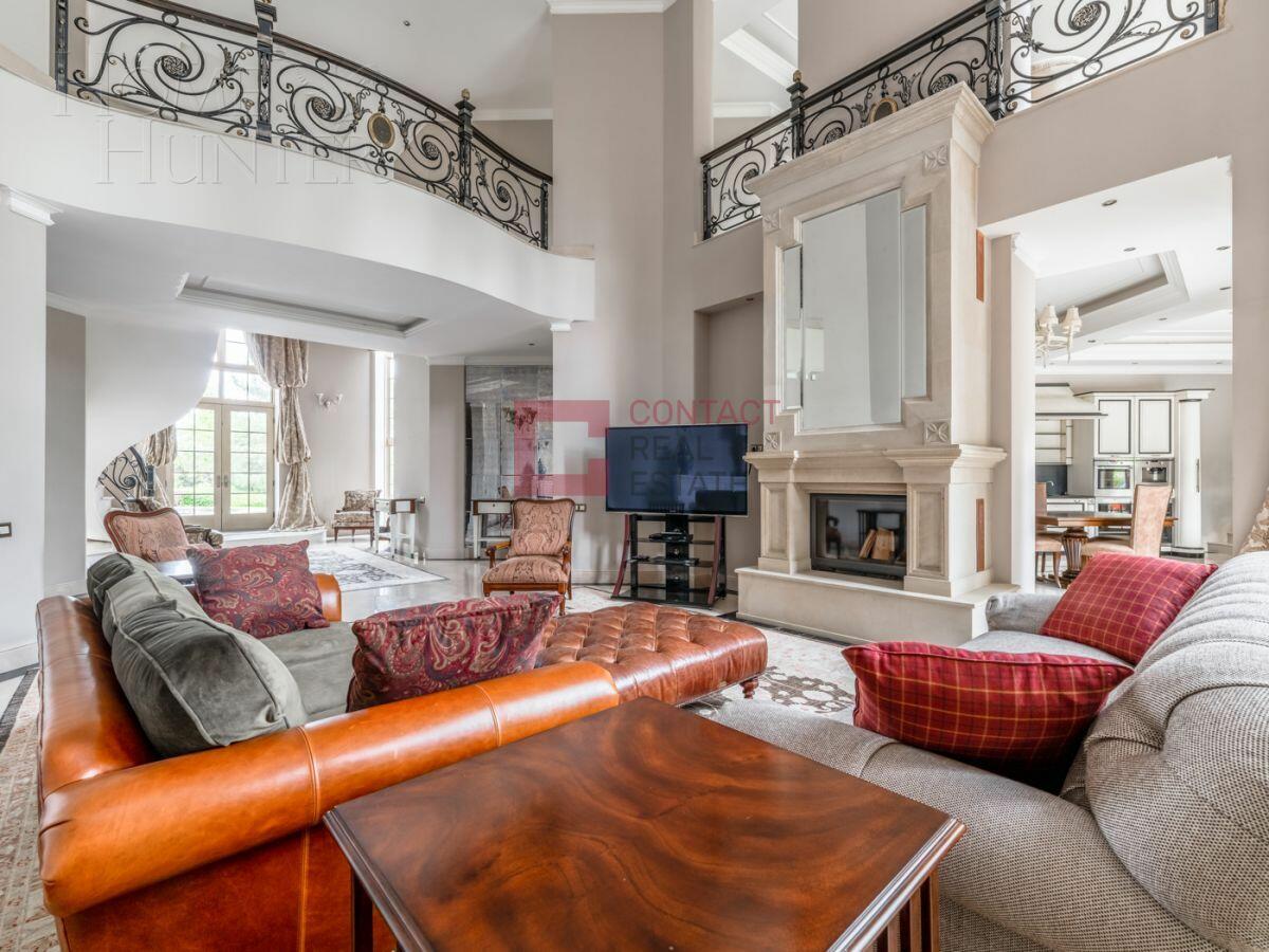 2-этажный коттедж 14 500 м² с отделкой