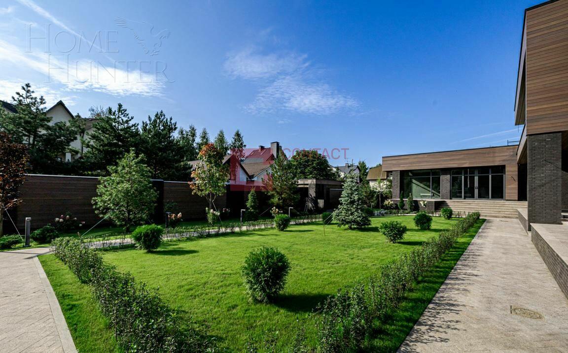 2-этажный коттедж 1 300 м² без отделки