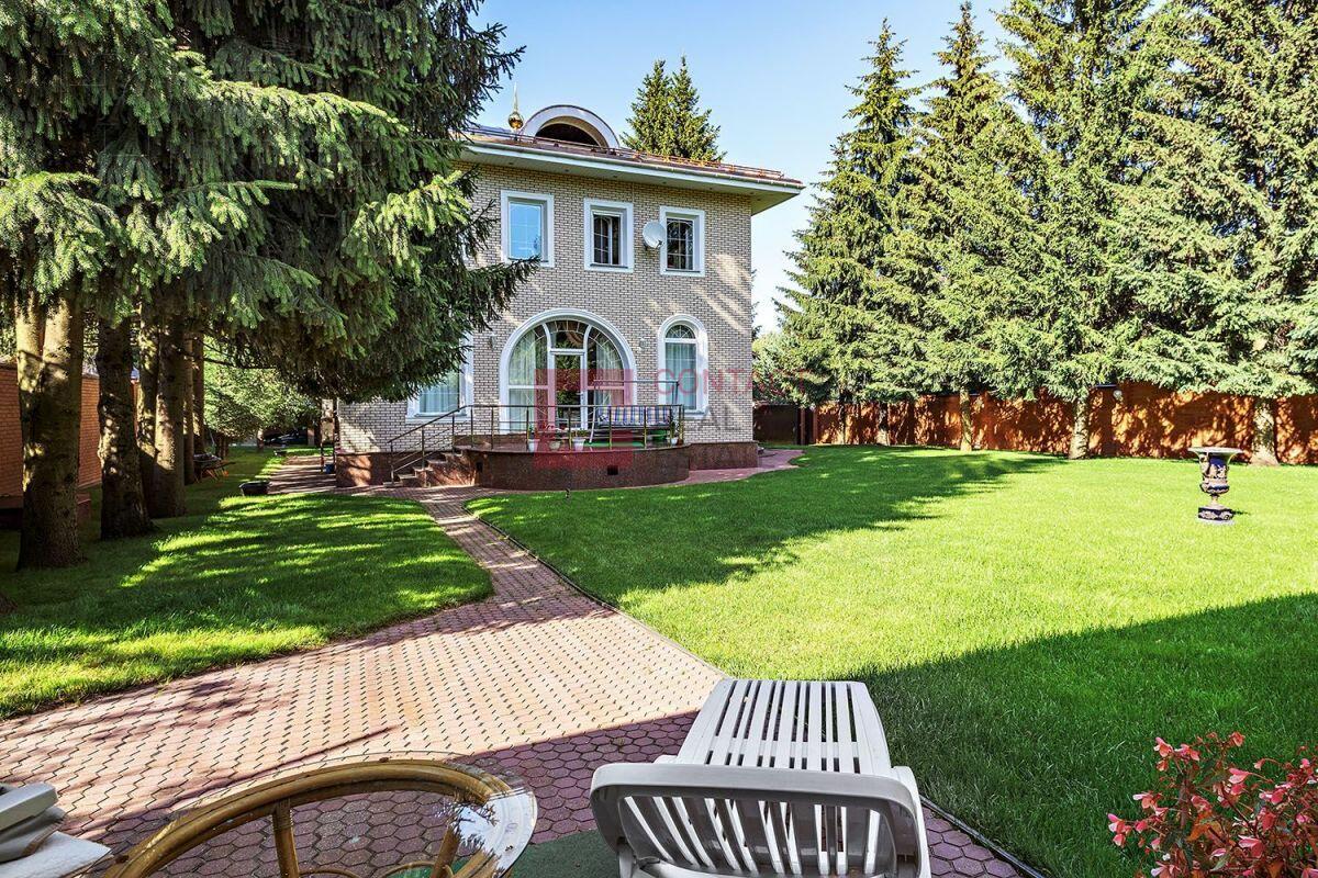 2-этажный коттедж 250 м² с отделкой