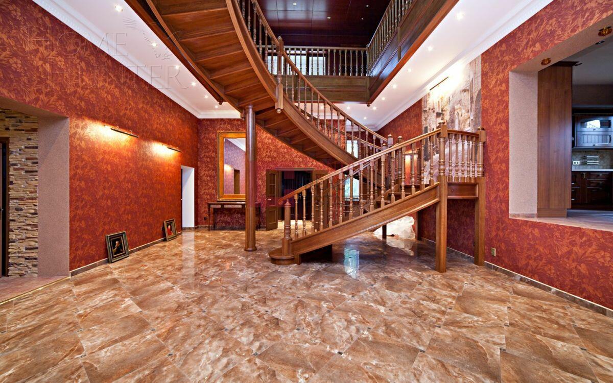 2-этажный коттедж 1 500 м² с отделкой