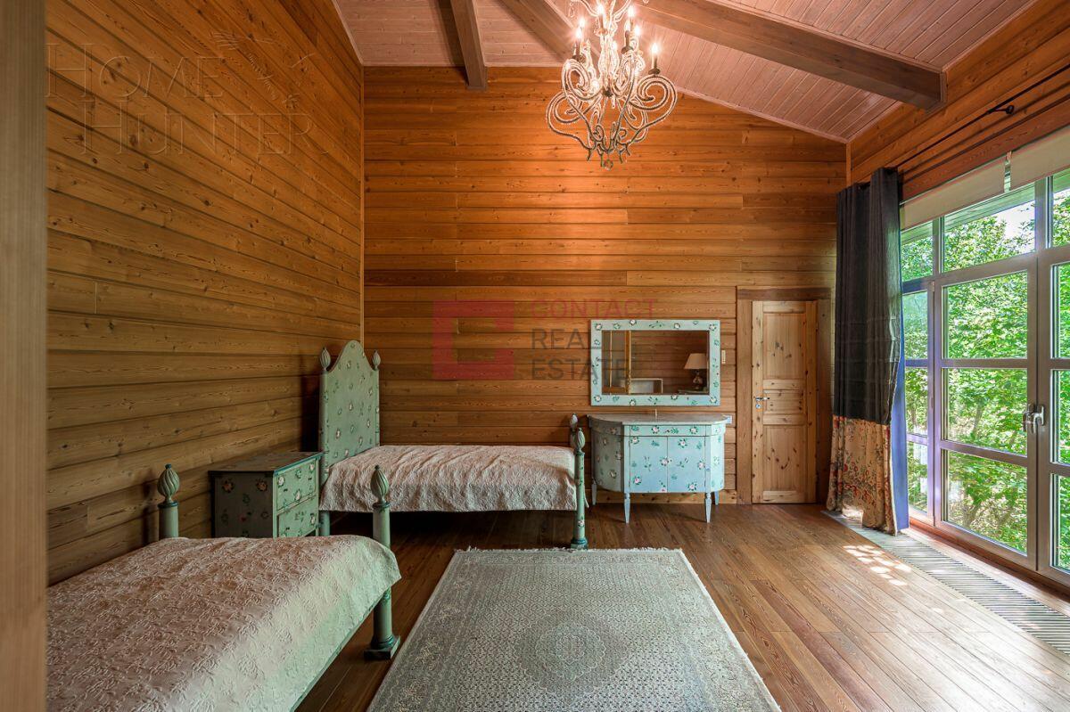 2-этажный коттедж 940 м² с отделкой