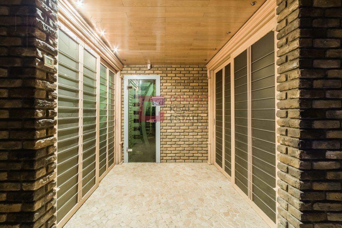 6-этажный коттедж 1 200 м² с отделкой