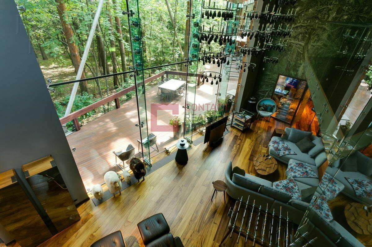 2-этажный коттедж 1 750 м² с отделкой