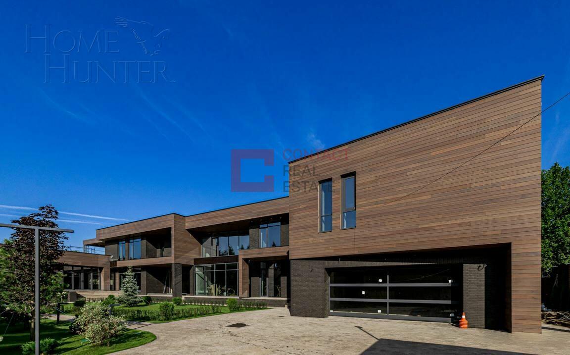 2-этажный коттедж 1 300 м² без отделки