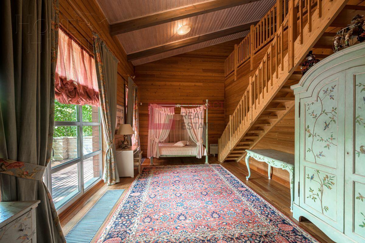 2-этажный коттедж 940 м² с отделкой