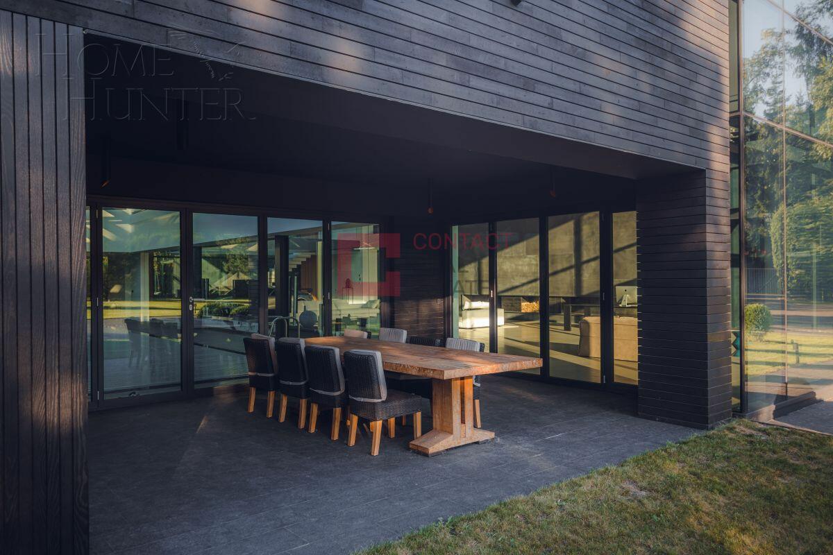 2-этажный коттедж 1 853 м² с отделкой