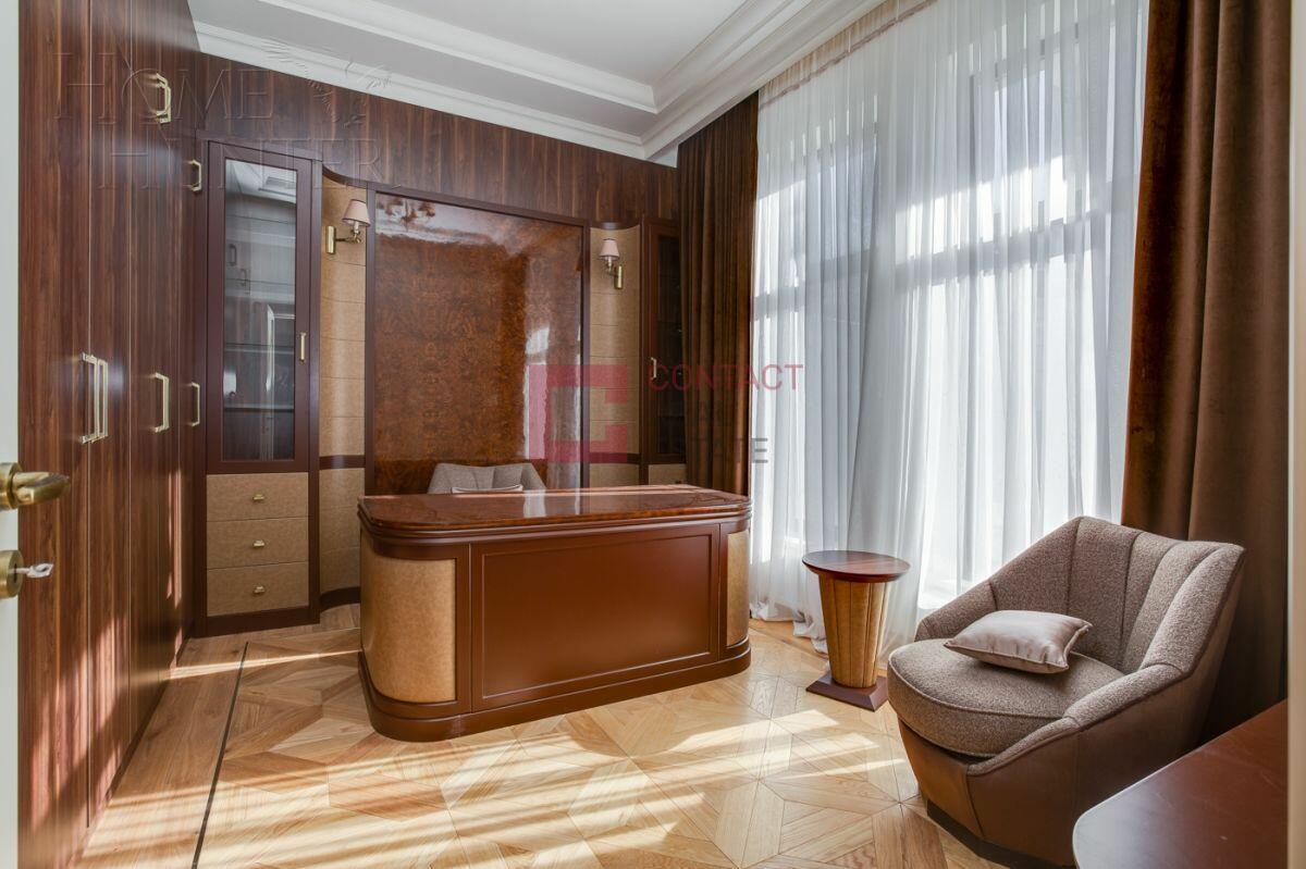 2-этажный коттедж 400 м² с отделкой