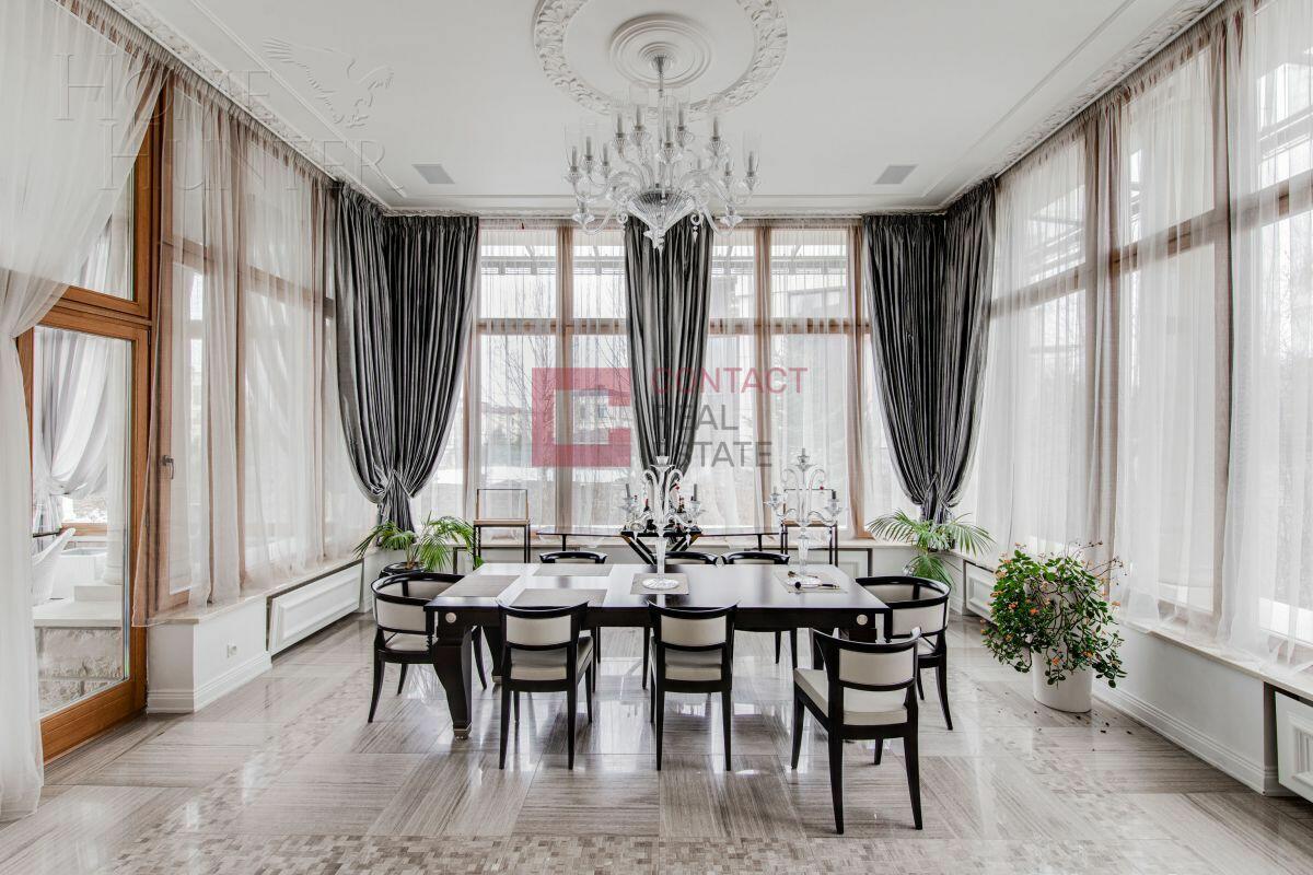 2-этажный коттедж 700 м² с отделкой