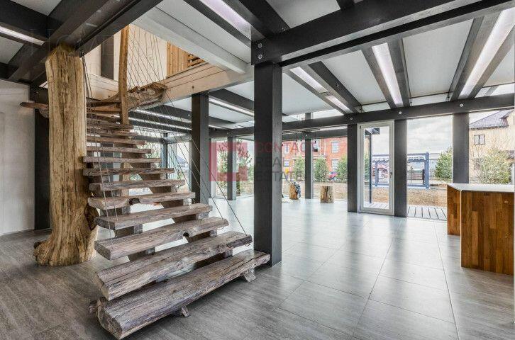 2-этажный коттедж 420 м² с отделкой