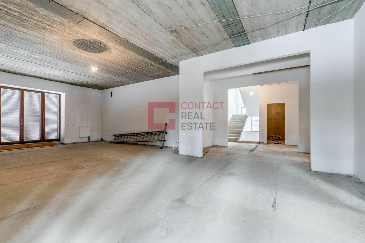 2-этажный коттедж 640 м² без отделки