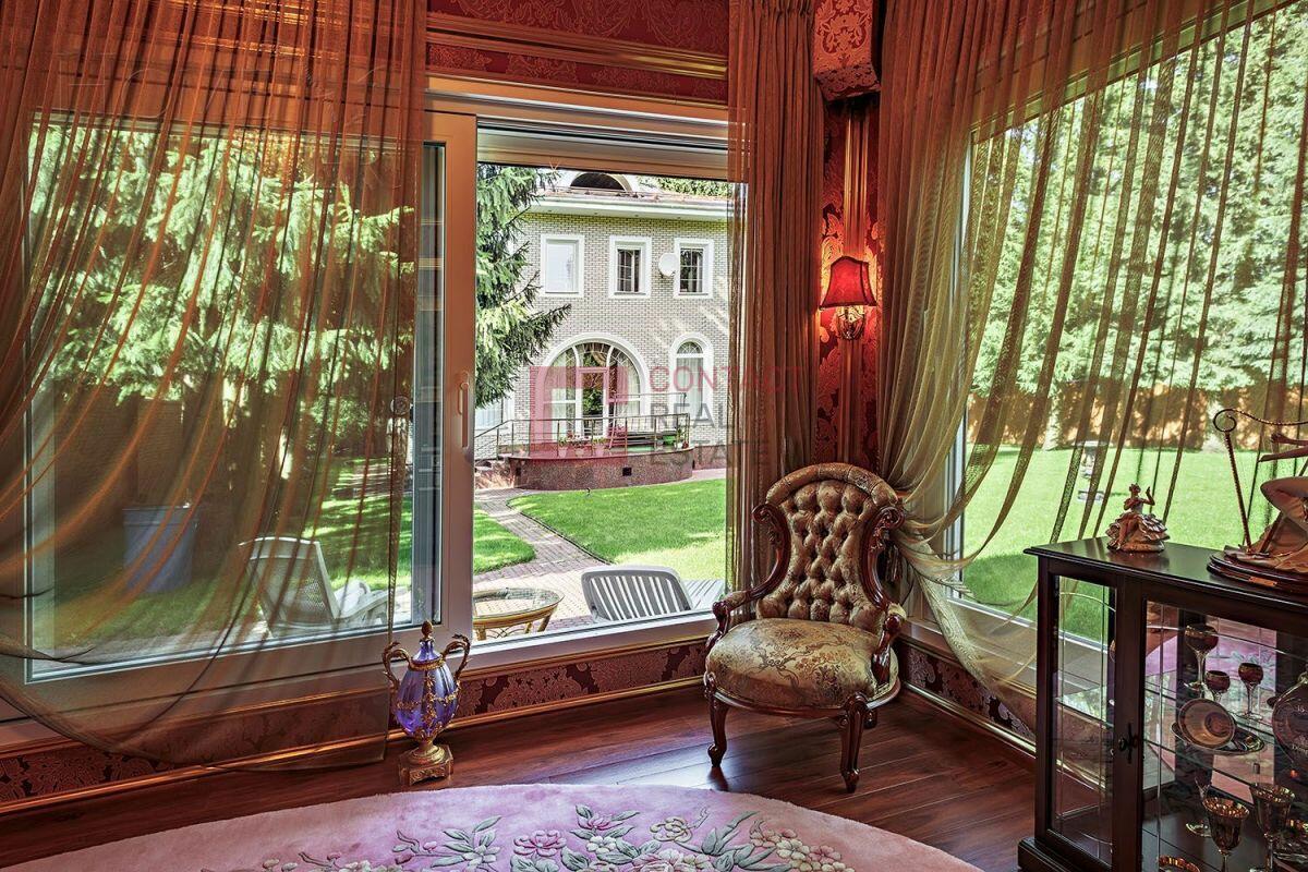 2-этажный коттедж 250 м² с отделкой