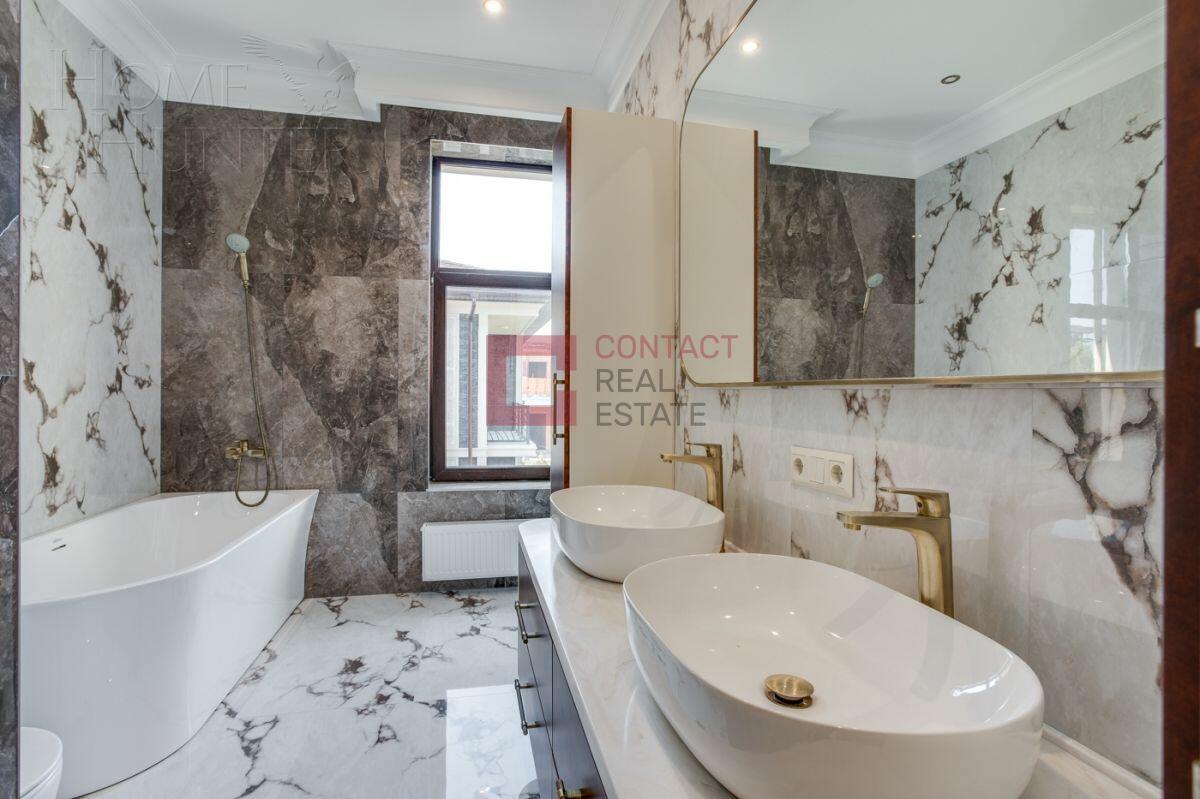 2-этажный коттедж 400 м² с отделкой