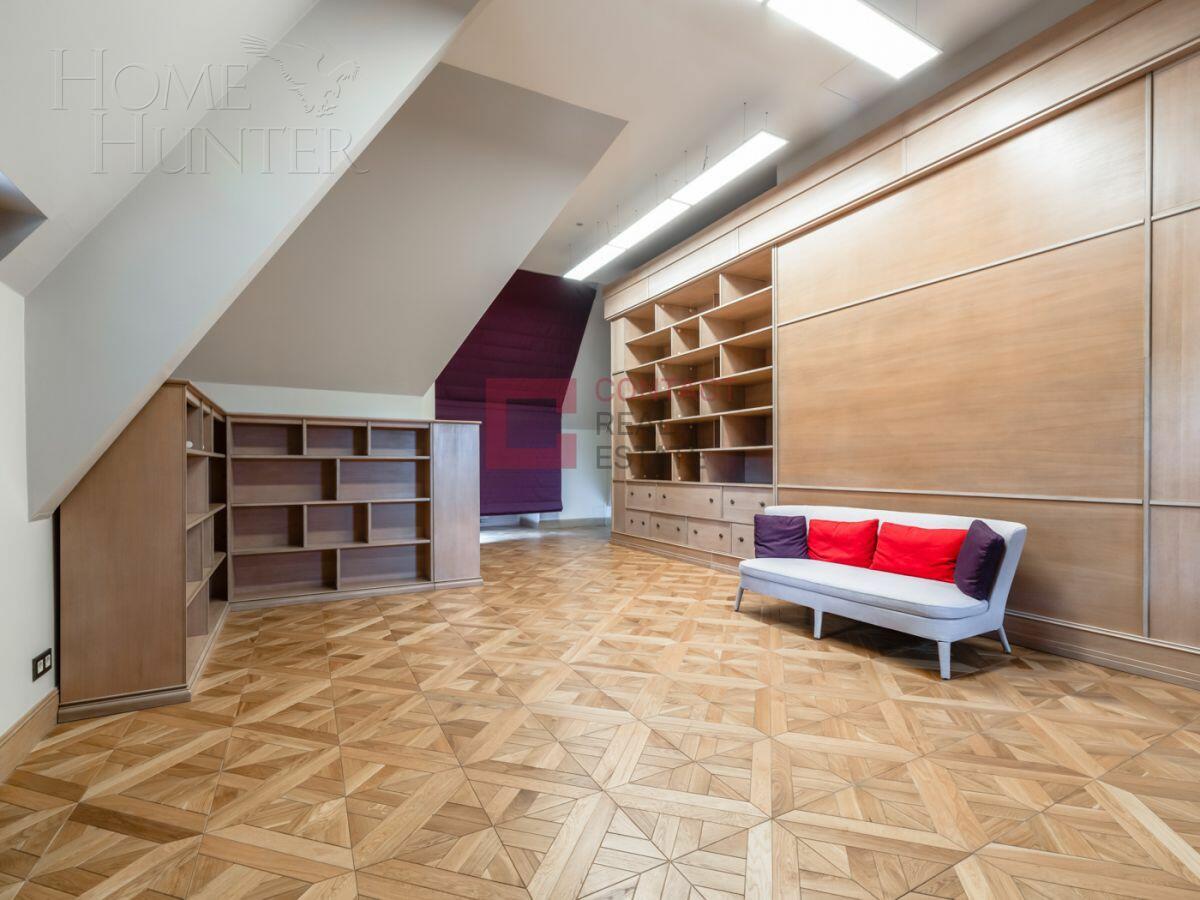 2-этажный коттедж 14 500 м² с отделкой