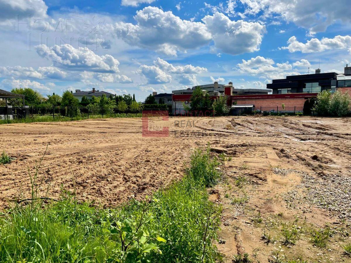 Участок 9 сот. в охраняемом поселке