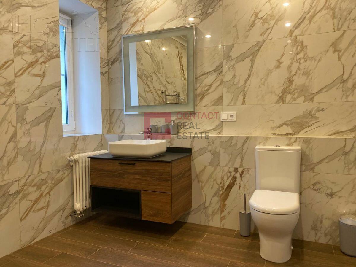 3-этажный коттедж 400 м² с отделкой