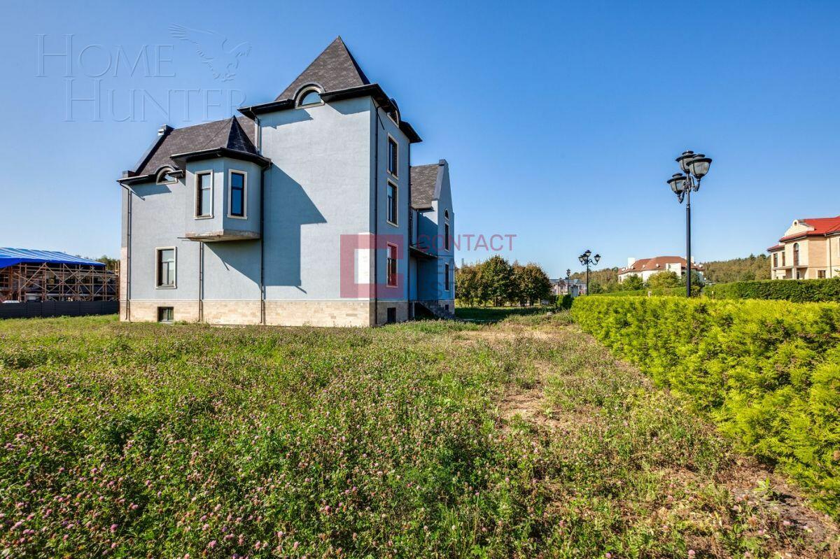 2-этажный коттедж 1 082 м² без отделки