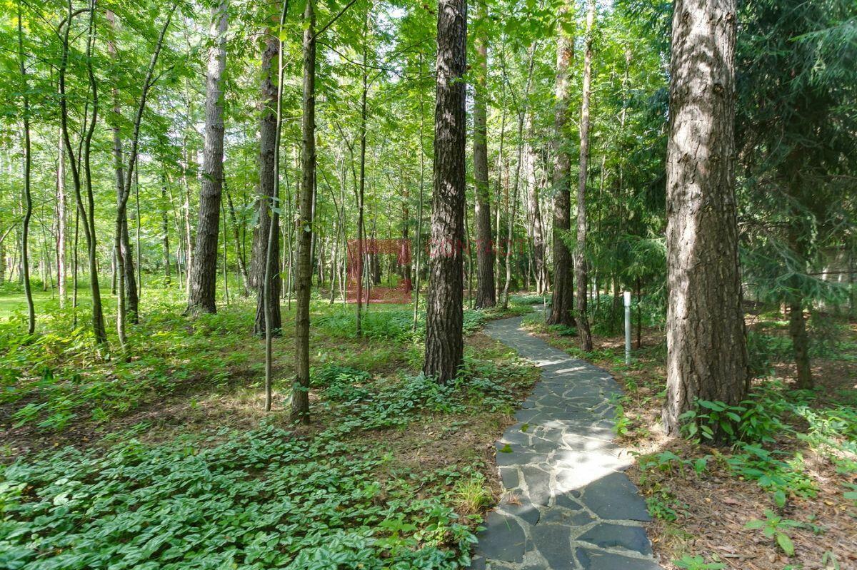 2-этажный коттедж 1 750 м² с отделкой