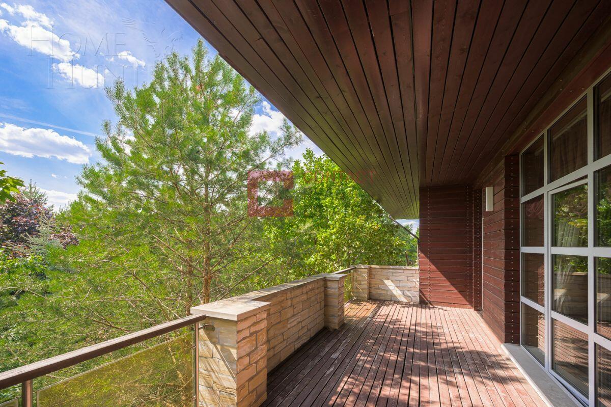 2-этажный коттедж 940 м² с отделкой