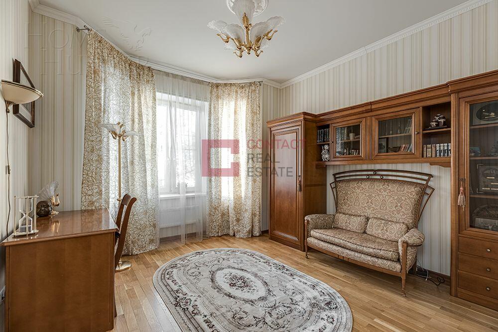 2-этажный коттедж 300 м² с отделкой