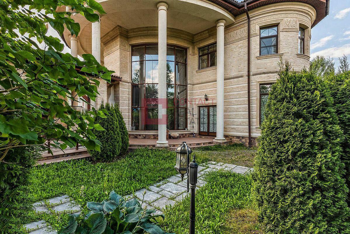 2-этажный коттедж 700 м² с отделкой