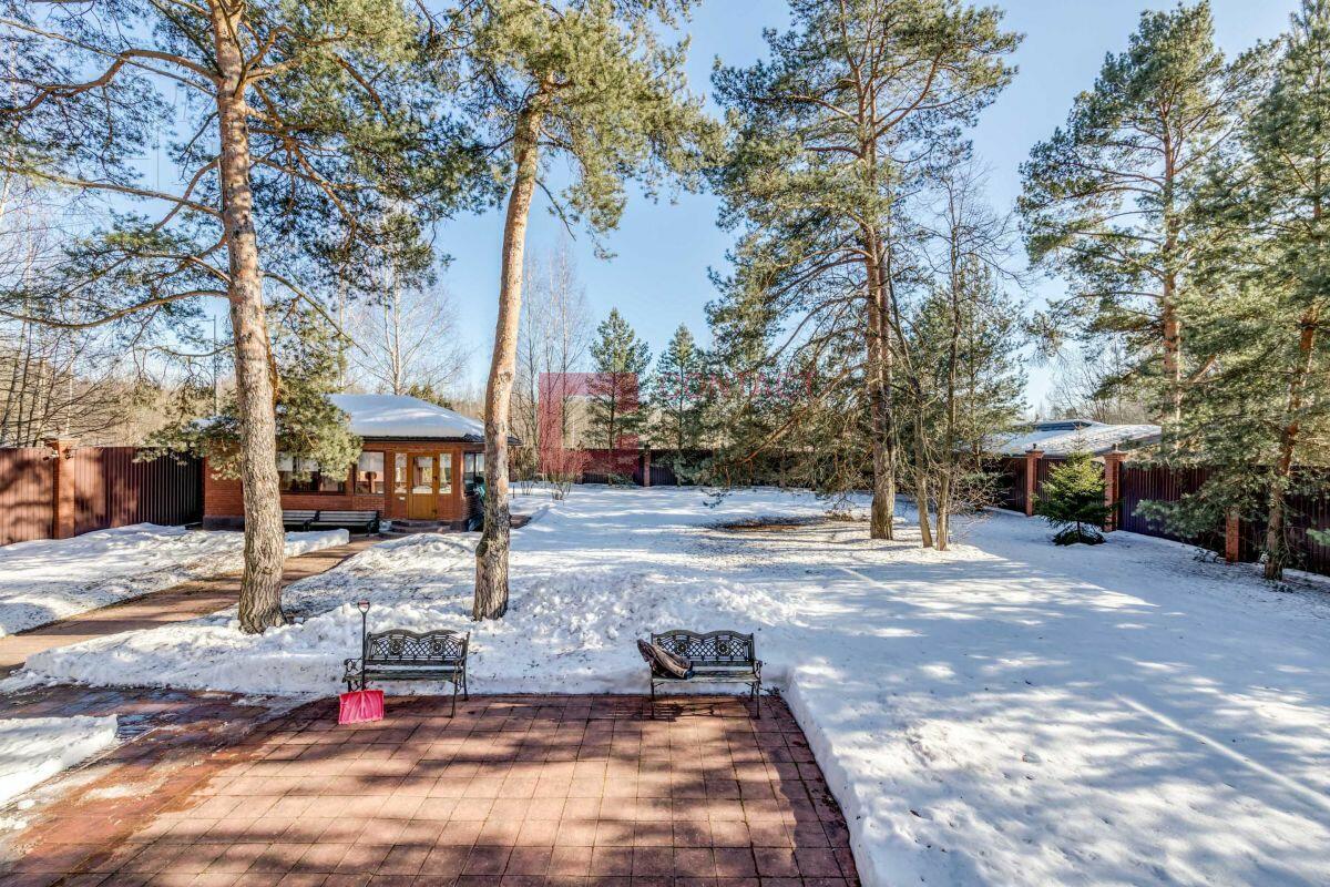 2-этажный коттедж 600 м² с отделкой