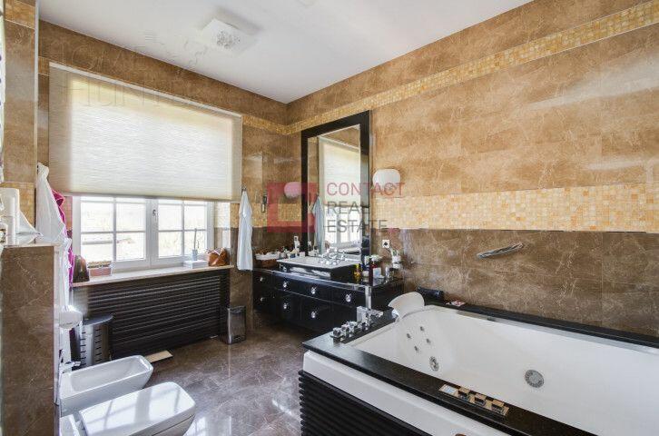 2-этажный коттедж 932 м² с отделкой