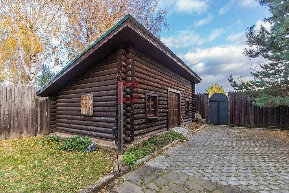 3-этажный коттедж 700 м² с отделкой