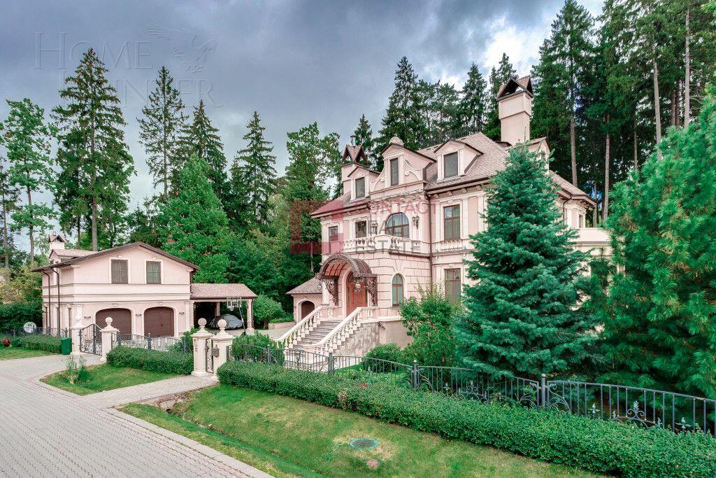 2-этажный коттедж 822 м² с отделкой