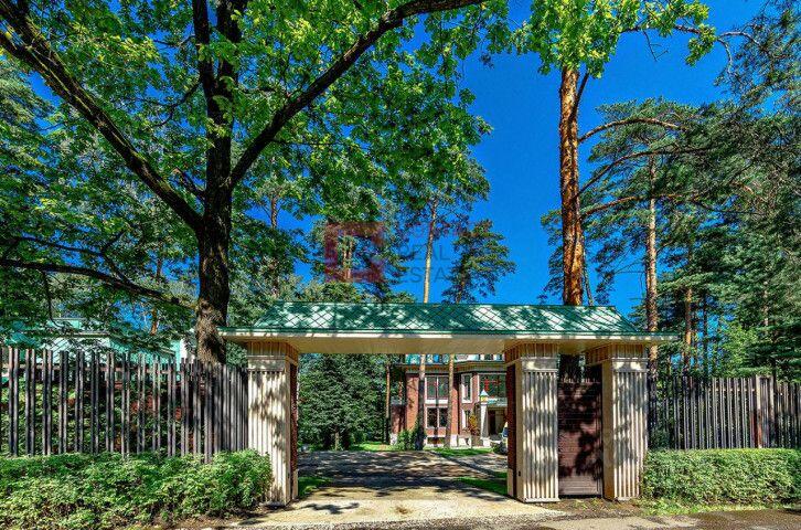 2-этажный коттедж 1 045 м² без отделки