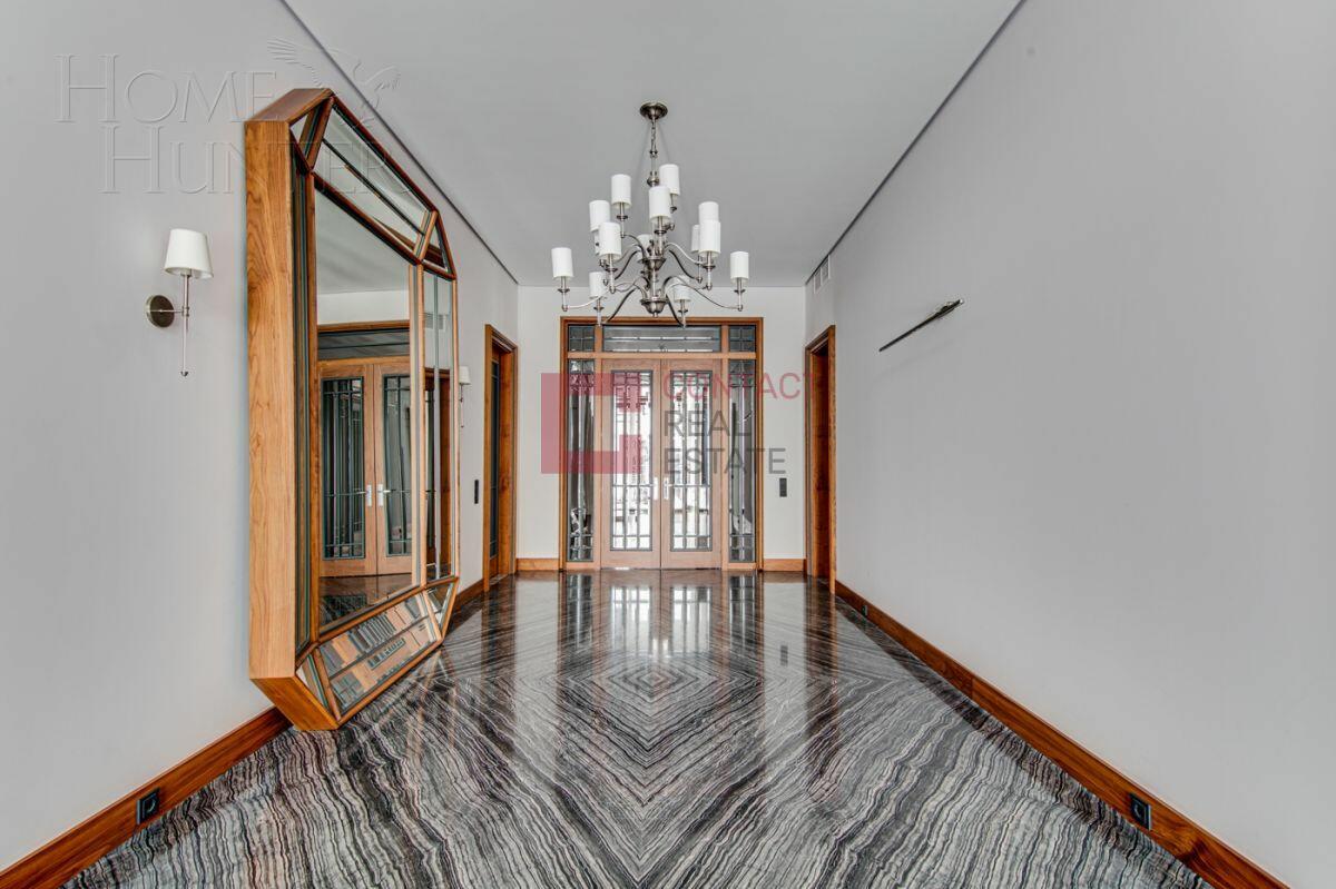 2-этажный коттедж 989.7 м² с отделкой