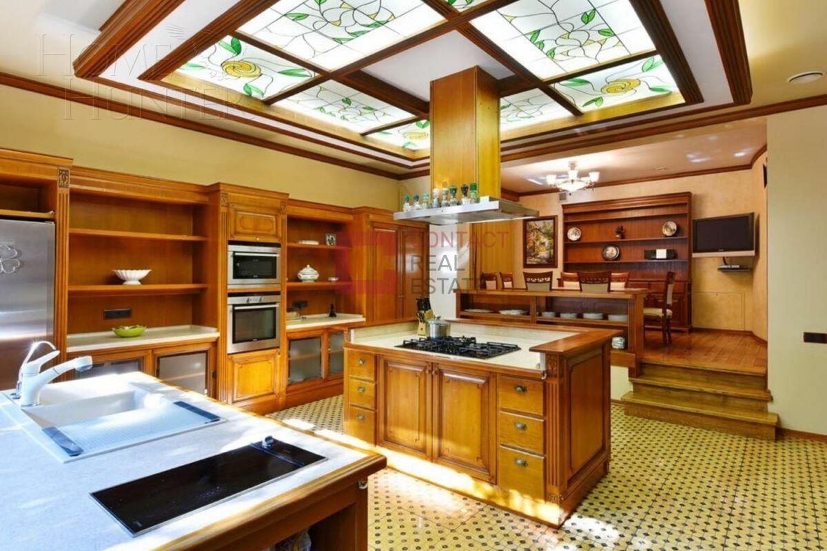 2-этажный коттедж 960 м² с отделкой