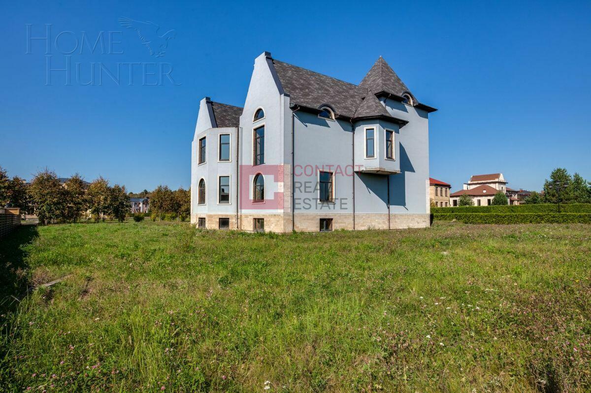 2-этажный коттедж 1 082 м² без отделки