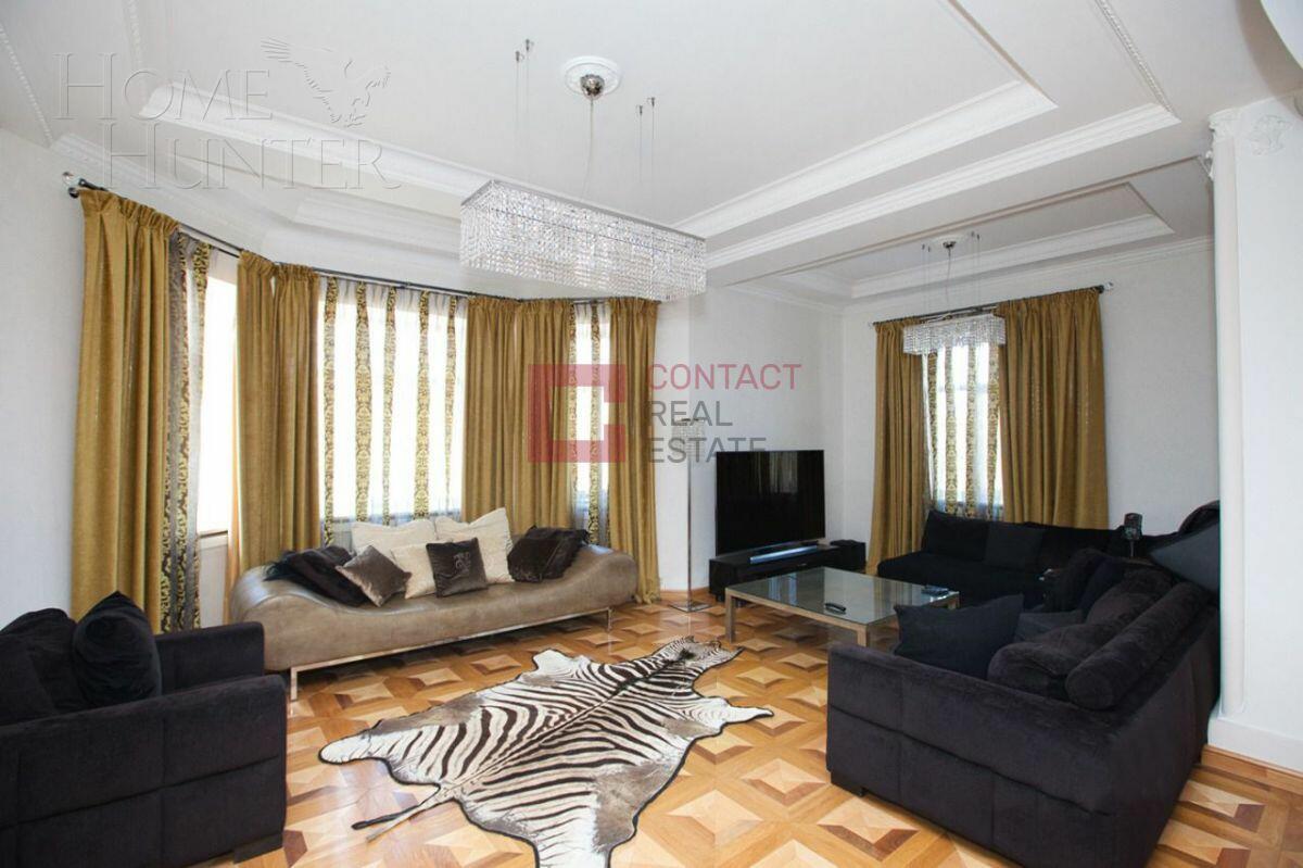 2-этажный коттедж 1 700 м² с отделкой