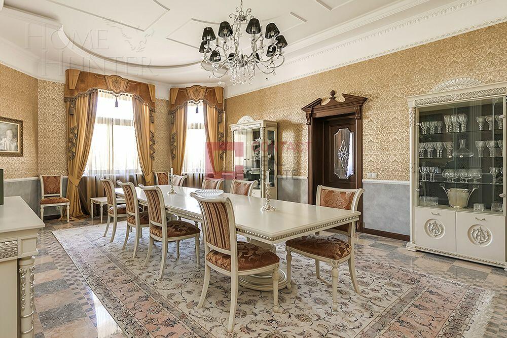 2-этажный коттедж 1 950 м² с отделкой