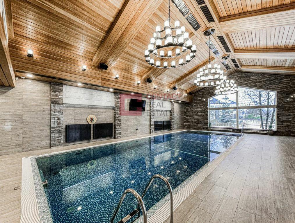 2-этажный коттедж 1 700 м² без отделки