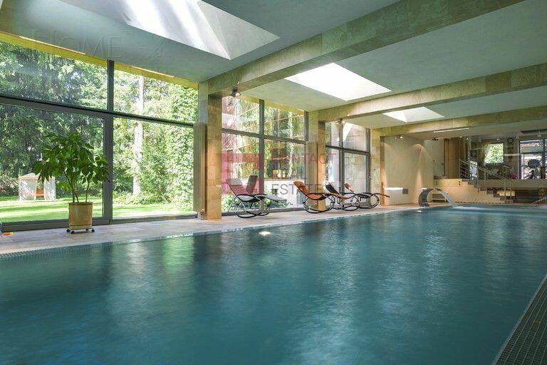 2-этажный коттедж 1 500 м² с отделкой