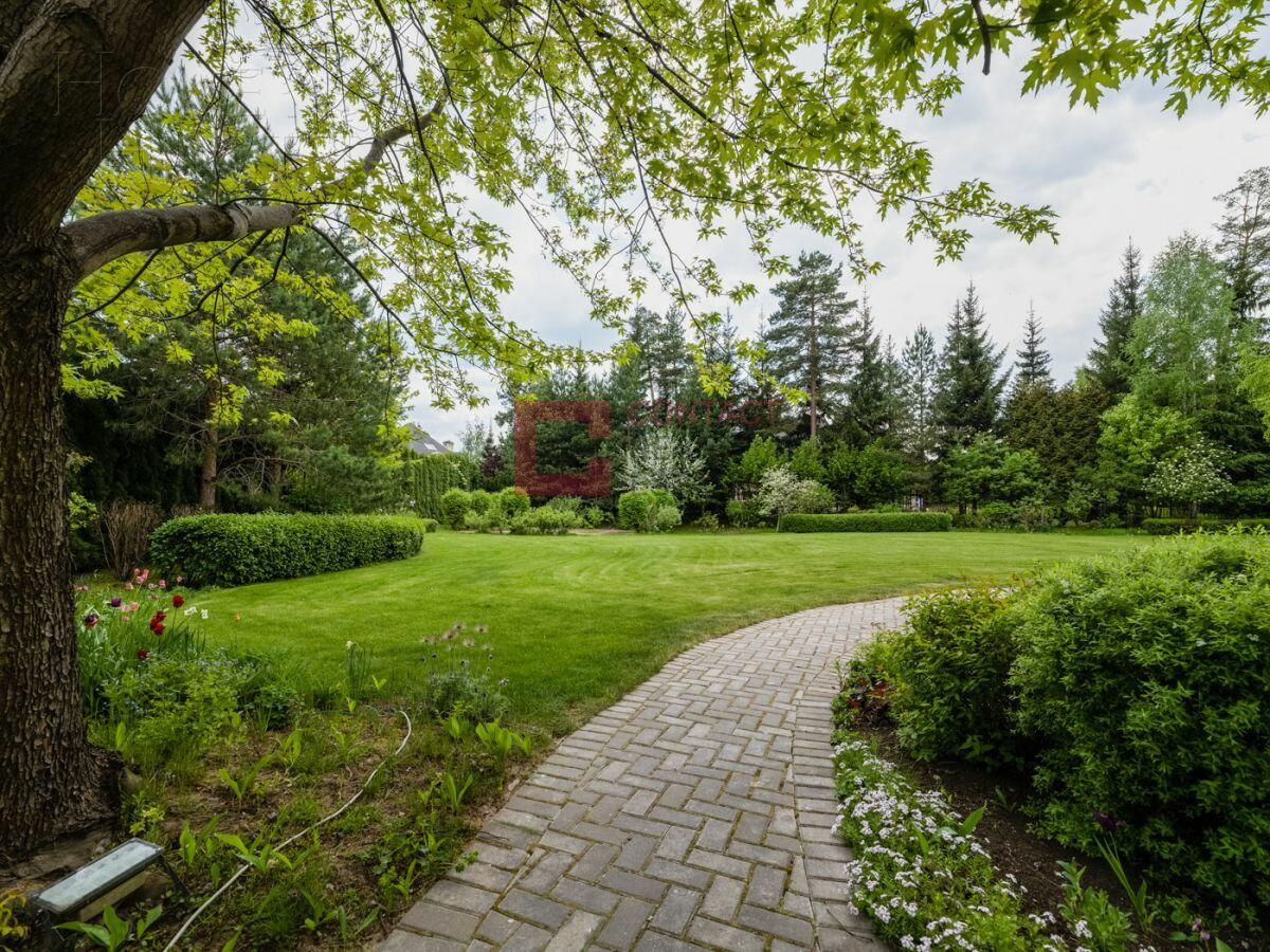 2-этажный коттедж 14 500 м² с отделкой