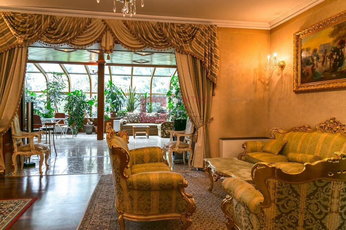 2-этажный коттедж 800 м² с отделкой