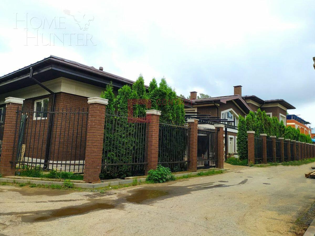 2-этажный коттедж 750 м² без отделки