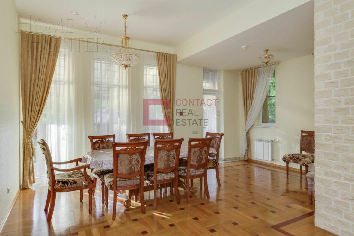 2-этажный коттедж 720 м² с отделкой