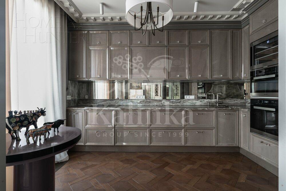 4-КОМН. КВАРТИРА С ОТДЕЛКОЙ 191 М² НА 3 ЭТАЖЕ