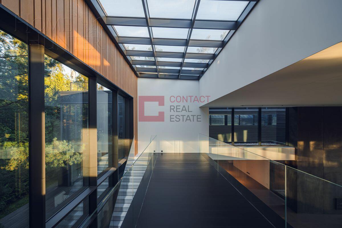 2-этажный коттедж 1 853 м² с отделкой