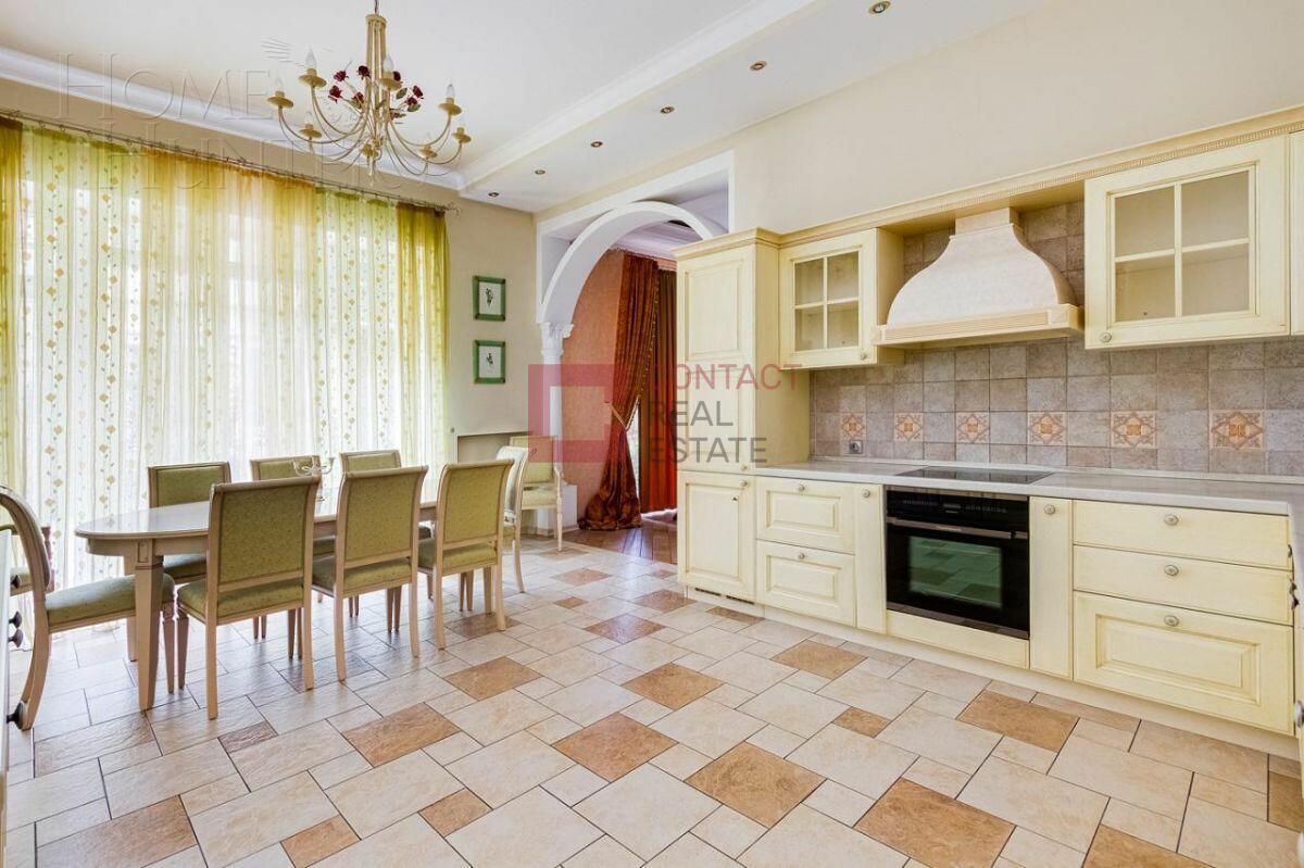 2-этажный коттедж 450 м² с отделкой