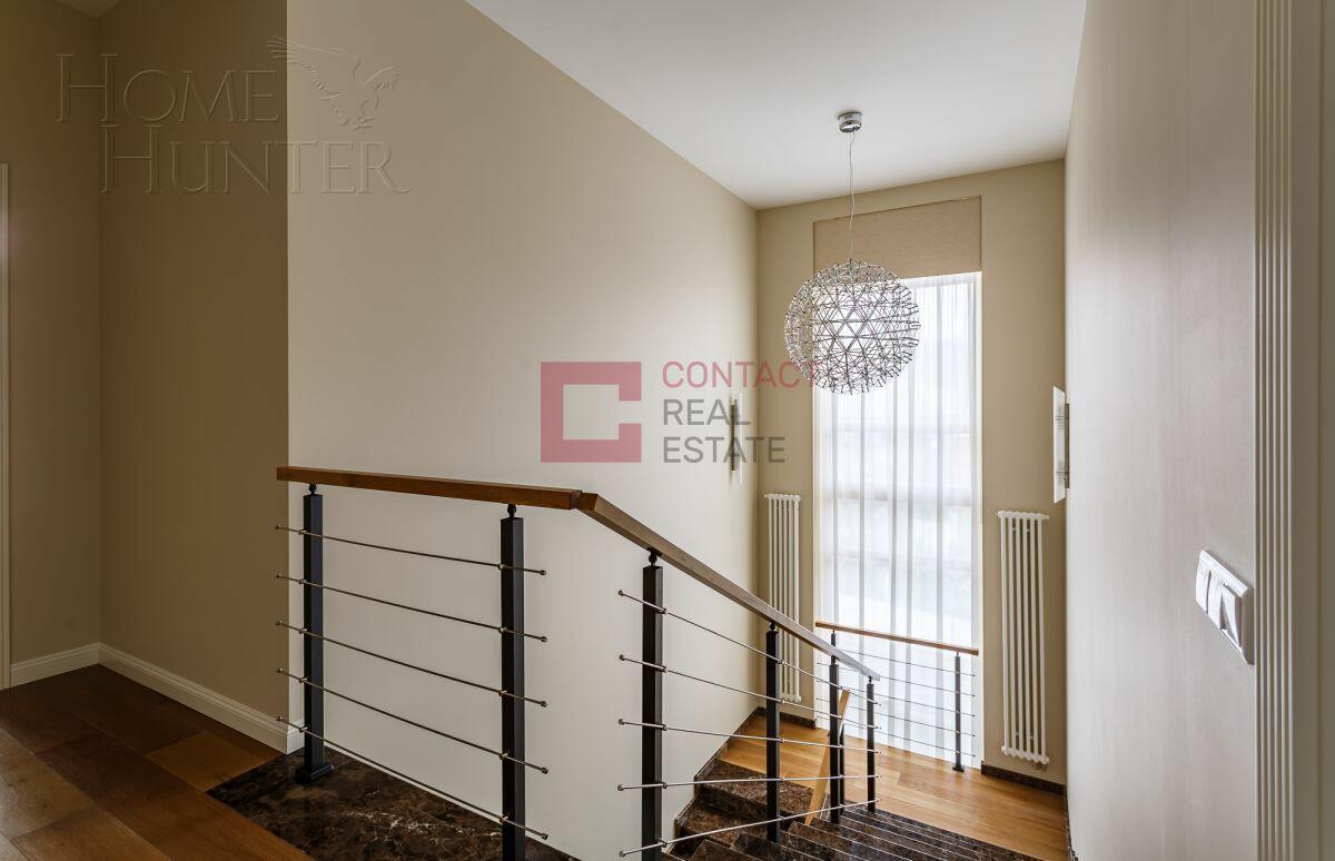 3-этажный таунхаус 364 м² с отделкой