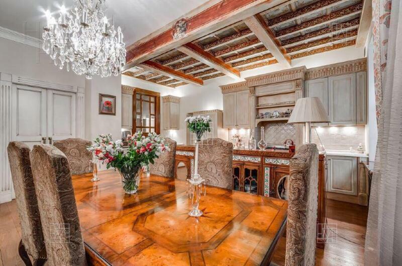 3-КОМН. КВАРТИРА С ОТДЕЛКОЙ 135 М² НА 2 ЭТАЖЕ