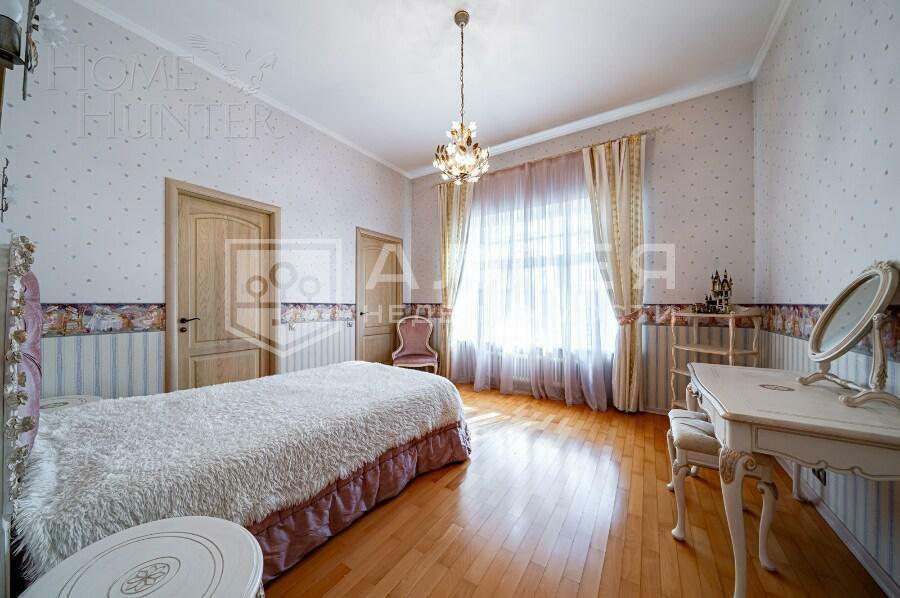 2-этажный коттедж 400 м² с отделкой