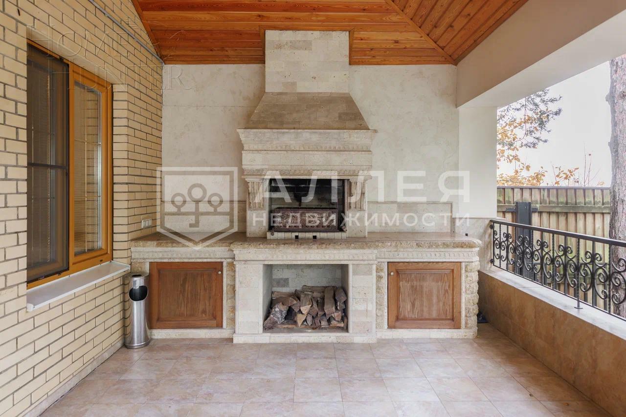 3-этажный коттедж 602 м² с отделкой