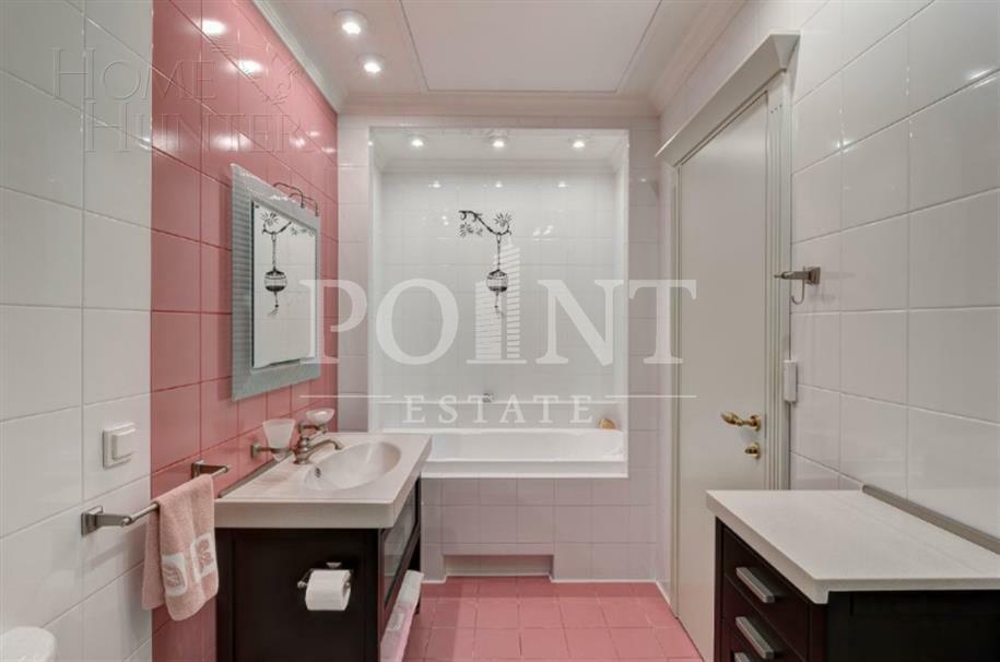 2-этажный коттедж 782.7 м² с отделкой