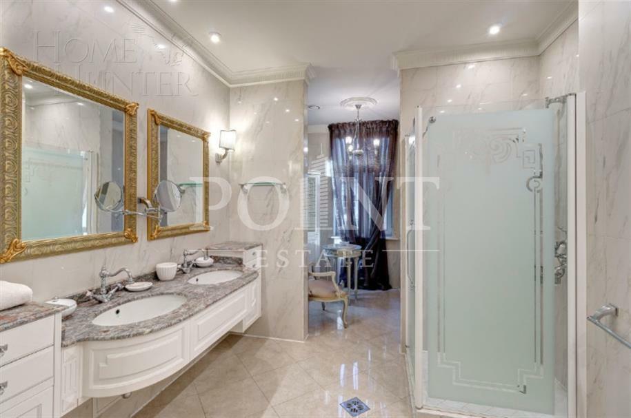 2-этажный коттедж 782.7 м² с отделкой