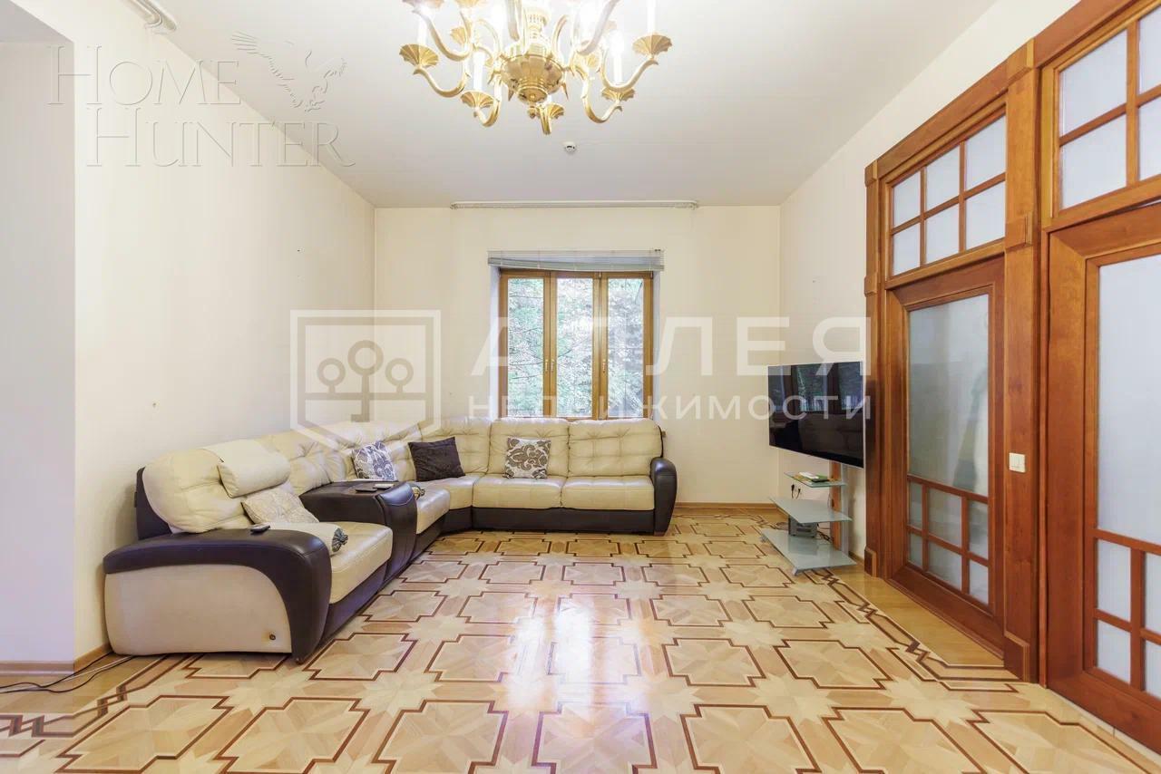 3-этажный коттедж 602 м² с отделкой